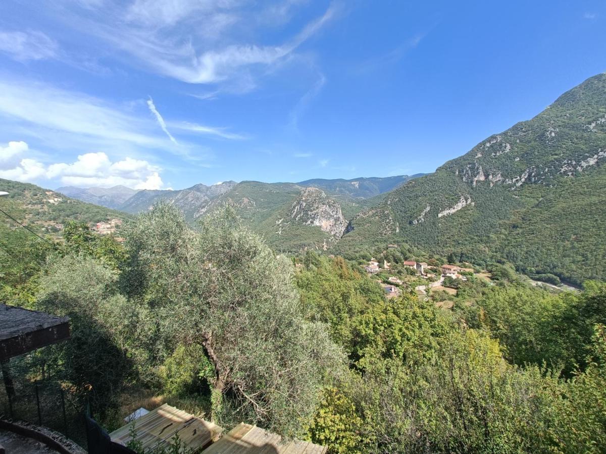 Appartement privatisé dans maison Utelle Esterno foto